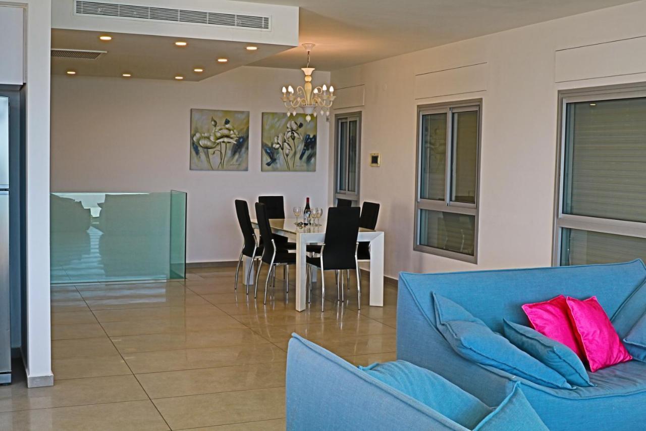 Seascape Terraces Netanya Villa Exteriör bild