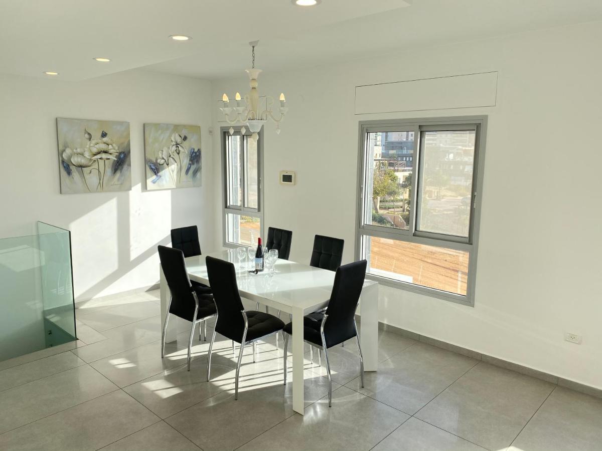Seascape Terraces Netanya Villa Exteriör bild
